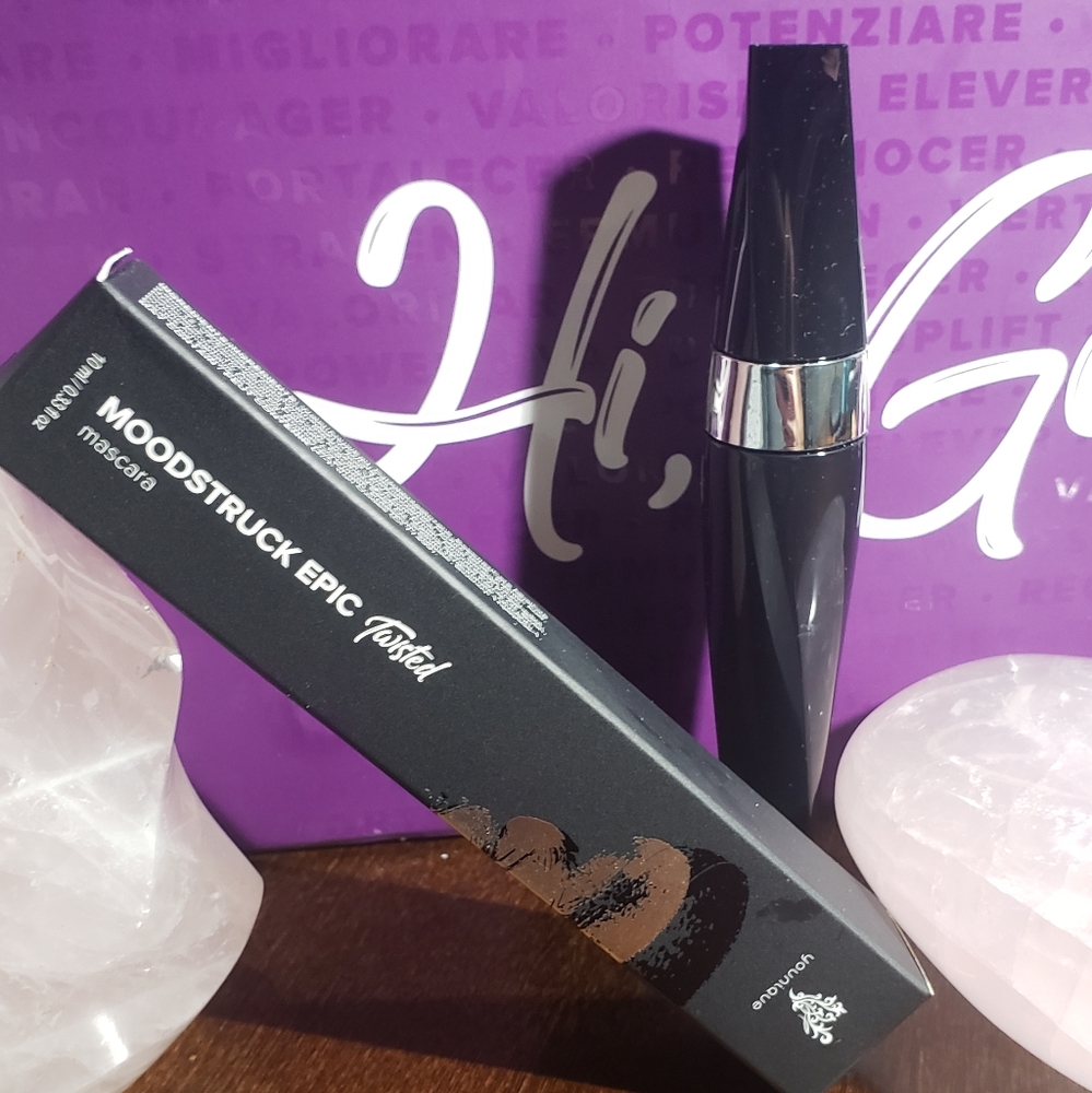 Moodstruck Epic TWISTED mascara